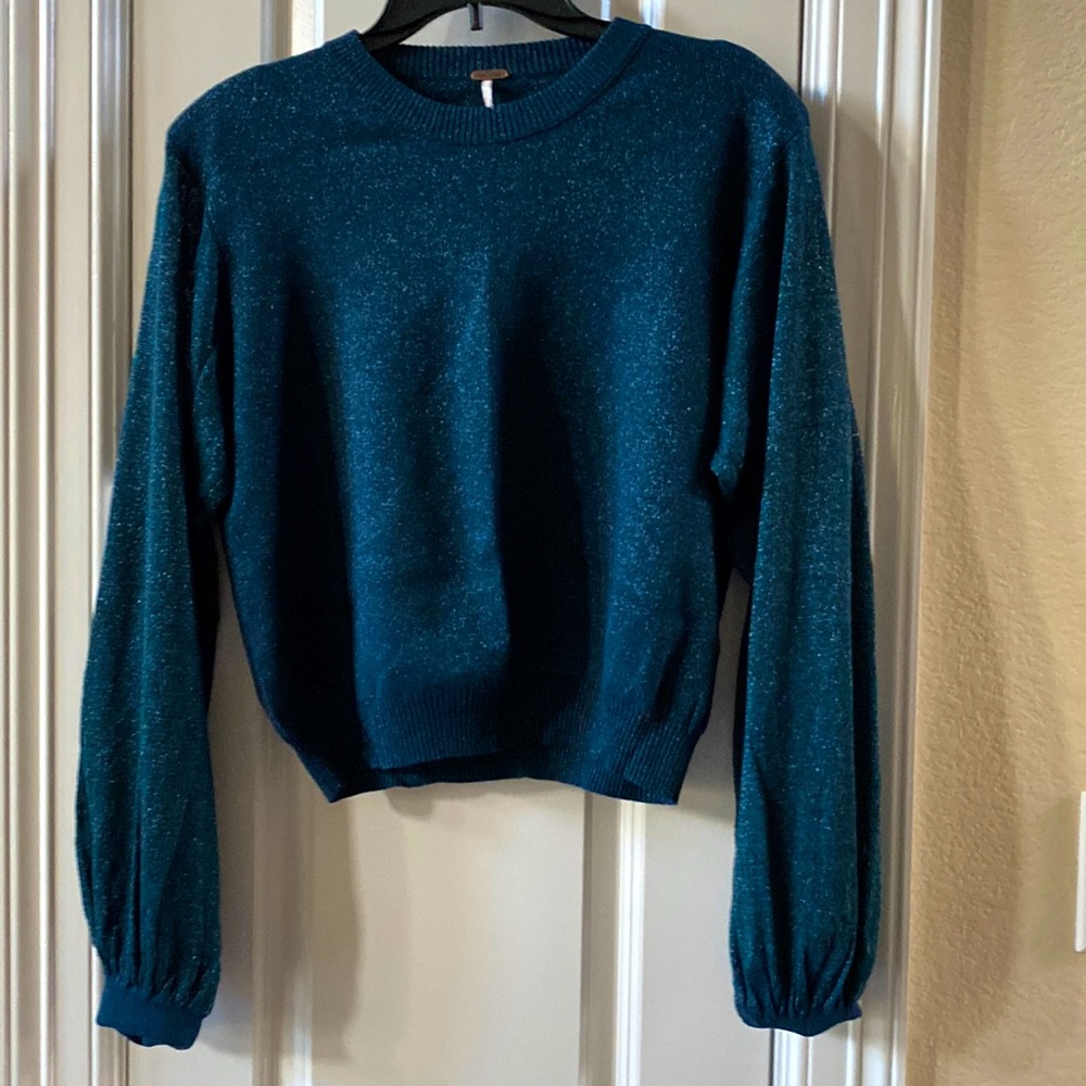 Stylish dark green and green sparkles sweater. Never worn!